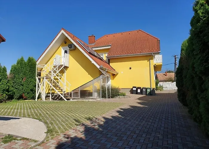Guest house Arielle Panzio 3*